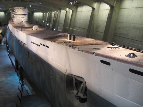 By the end of the First World War the German Navy was one of the largest in the world. However, under the terms of the Versailles Treaty in 1919, the German government was restricted to vessels under 10,000 tons, forbidden to own submarines and allowed only 1,500 officers.  Above: GERMAN TYPE IX U-BOAT, THE U-505